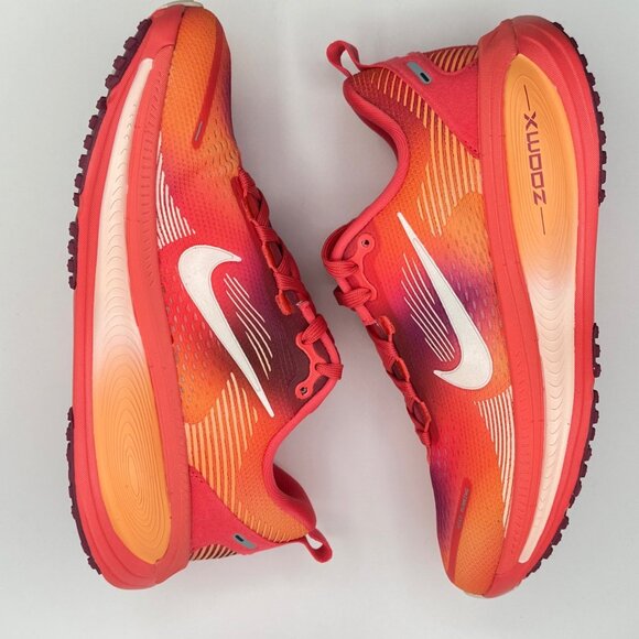 Women's Nike Vomero 18 Ember Glow Gradient Red Sneakers Size 5.5 HQ2585-800 NEW - Picture 7 of 10